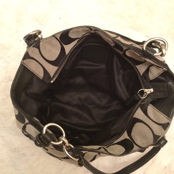 ‼️Authentic Coach Handbag‼️ - Picture 8 of 8